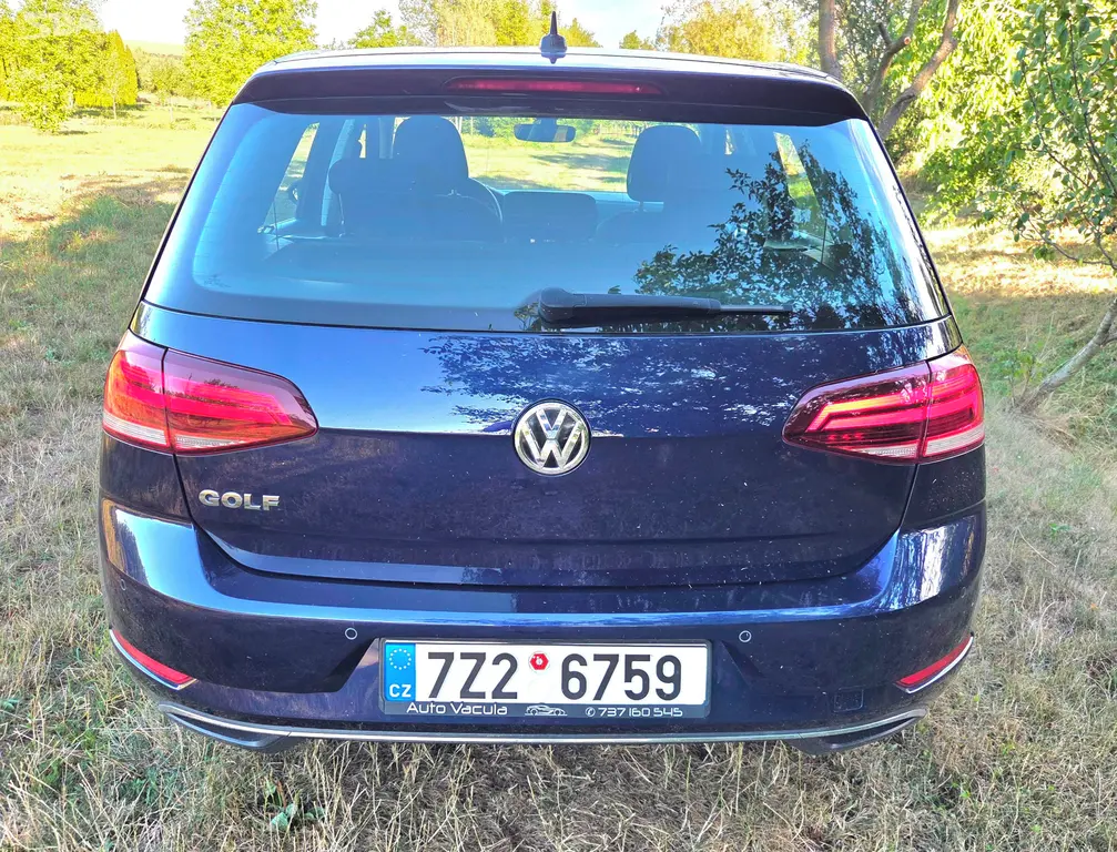 Volkswagen Golf, VW Golf 1.0 TSI, 81 kW - fotka 2