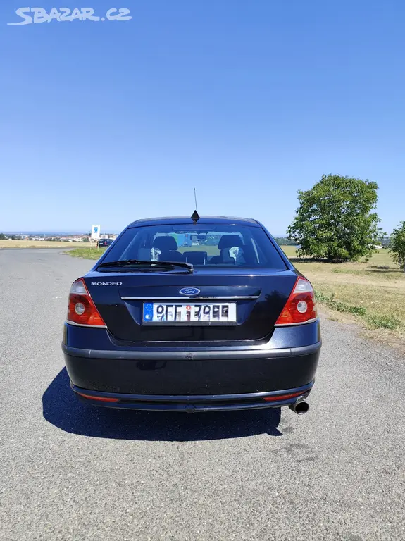 Ford Mondeo 2.5 V6 - fotka 6