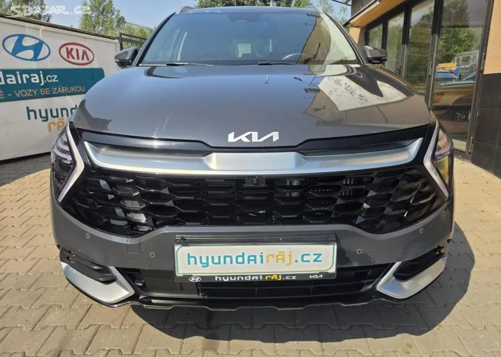 Kia Sportage 1.6-HEV-V ZÁRUCE-NÍZKÉ KM - fotka 3