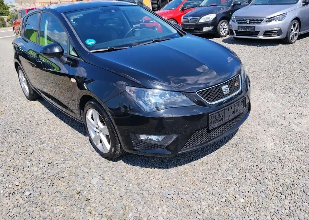 Seat Ibiza FR 1.2 TSI Výhřev. sed., Klima benzín - fotka 3