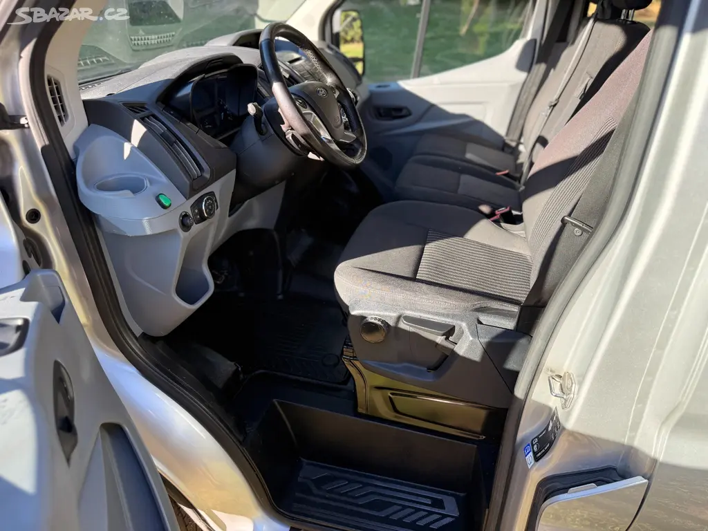 2018 FORD Transit osobní auto M1 9míst L3H2 - fotka 6