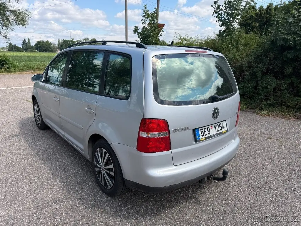 Volkswagen Touran 1.9 TDi 66 kW 2006 - fotka 5