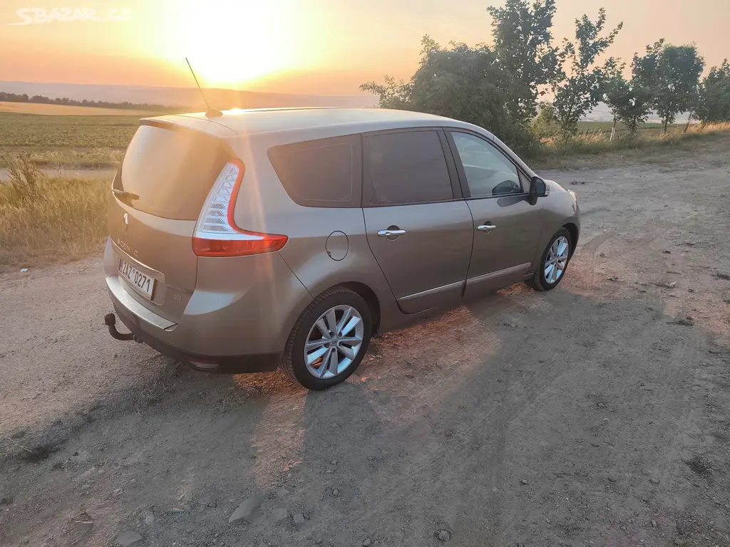 Renault Grand Scenic 3 1.6dci 96kw 2012 - fotka 5
