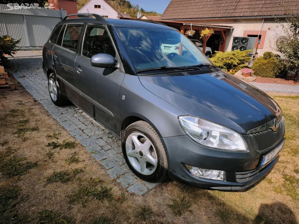ŠKODA FABIA COMBI 1.2 TSI 63 kW | NOVÉ LETNÍ PNEU. - fotka 3