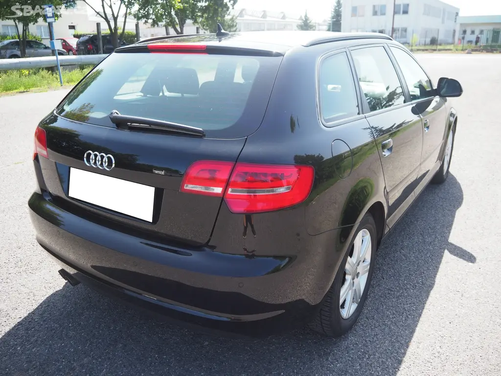 Audi A3 1.9 TDI klima, vyhř. sedadla - fotka 5