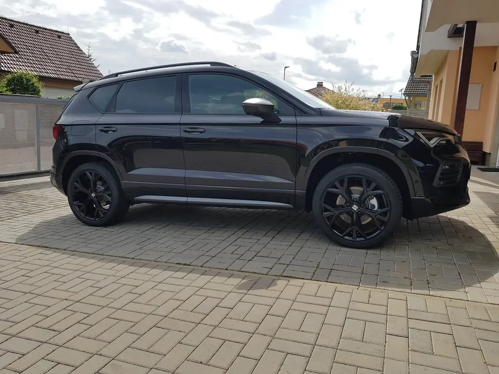 Seat Cupra Ateca 2.0TSI 140KW FR, naj. 18400km