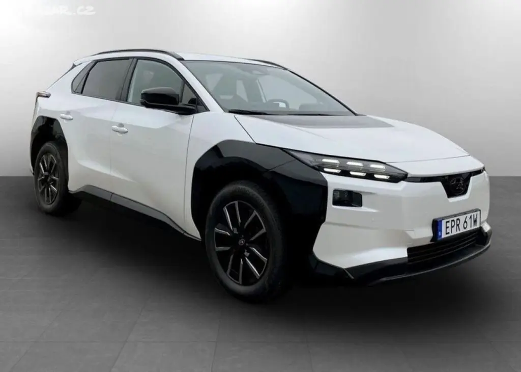Subaru Solterra Limited 2026 | 10 let záruka