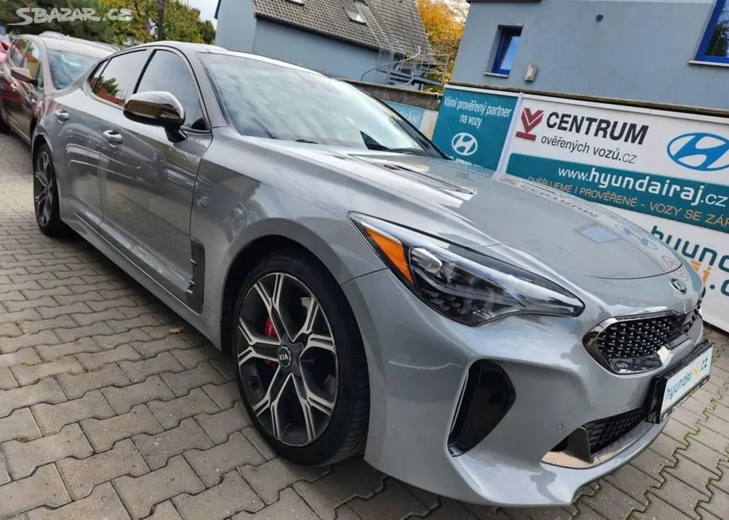 Kia Stinger 3.3-GT-RED KŮŽE-AUTOMAT - fotka 3