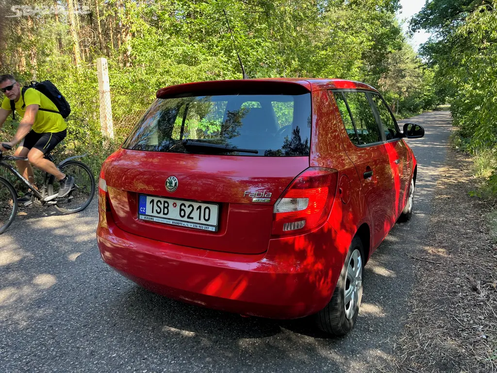 Škoda Fabia 1,2 i CZ 63 KW - fotka 5