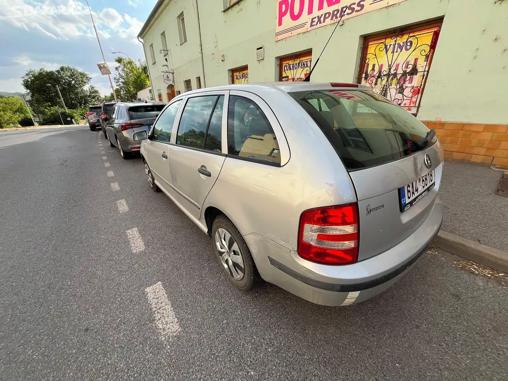 Škoda Fabia Combi - fotka 4