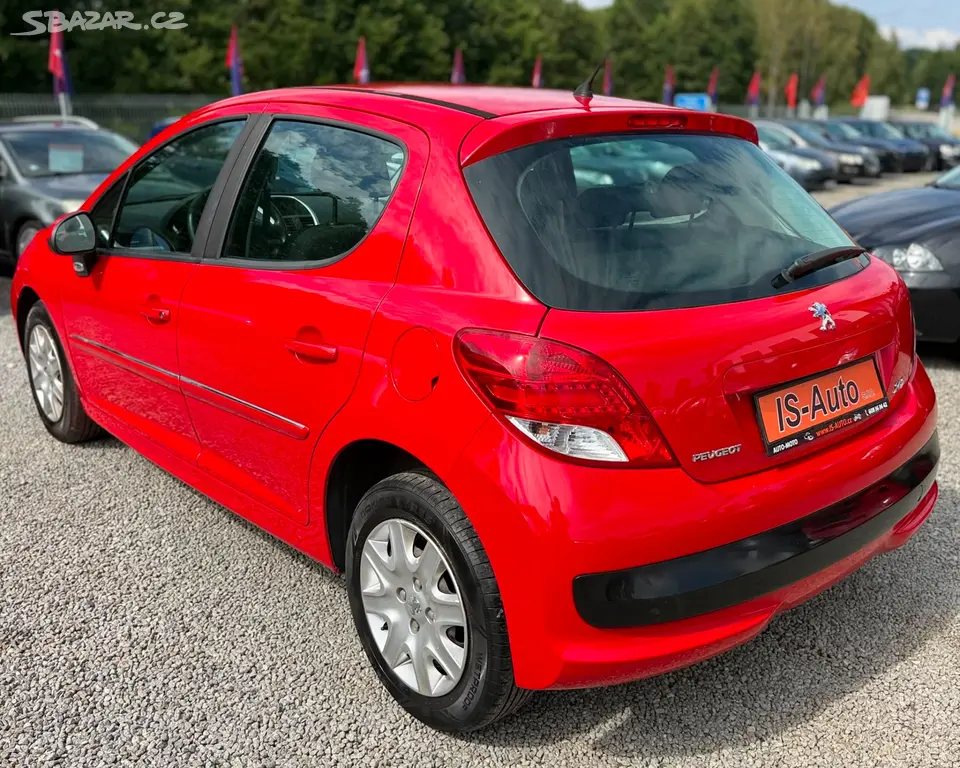 Peugeot 207 1,4 54 KW - fotka 3