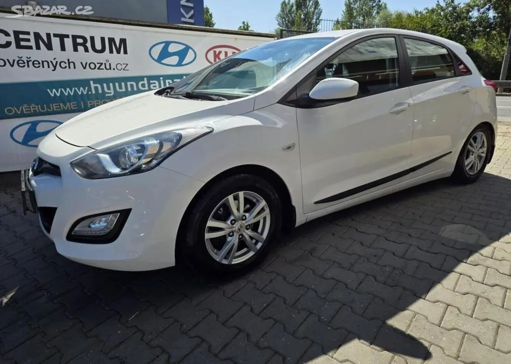 Hyundai i30 1.4-1.maj.-LPG-TAŽNÉ-KLIMA - fotka 5