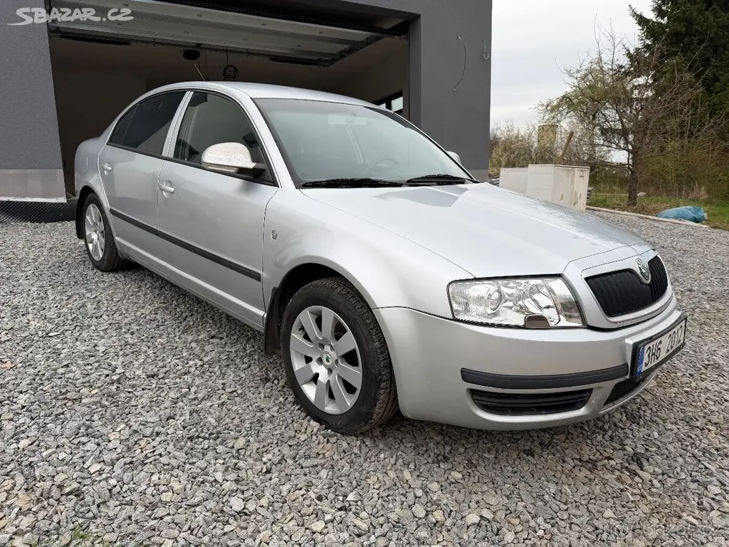Škoda Superb 1.9 TDi 2007 facelift nová TK - fotka 3