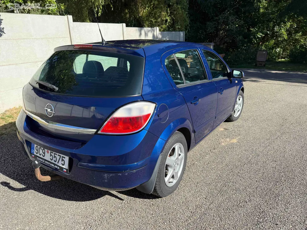 Opel Astra H, 1.4i, 66kw, rok 2004,najeto 154 tis. - fotka 3