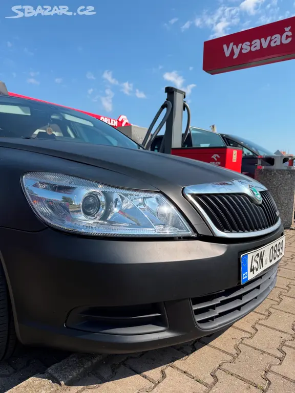 Škoda Octavia 2 - fotka 3