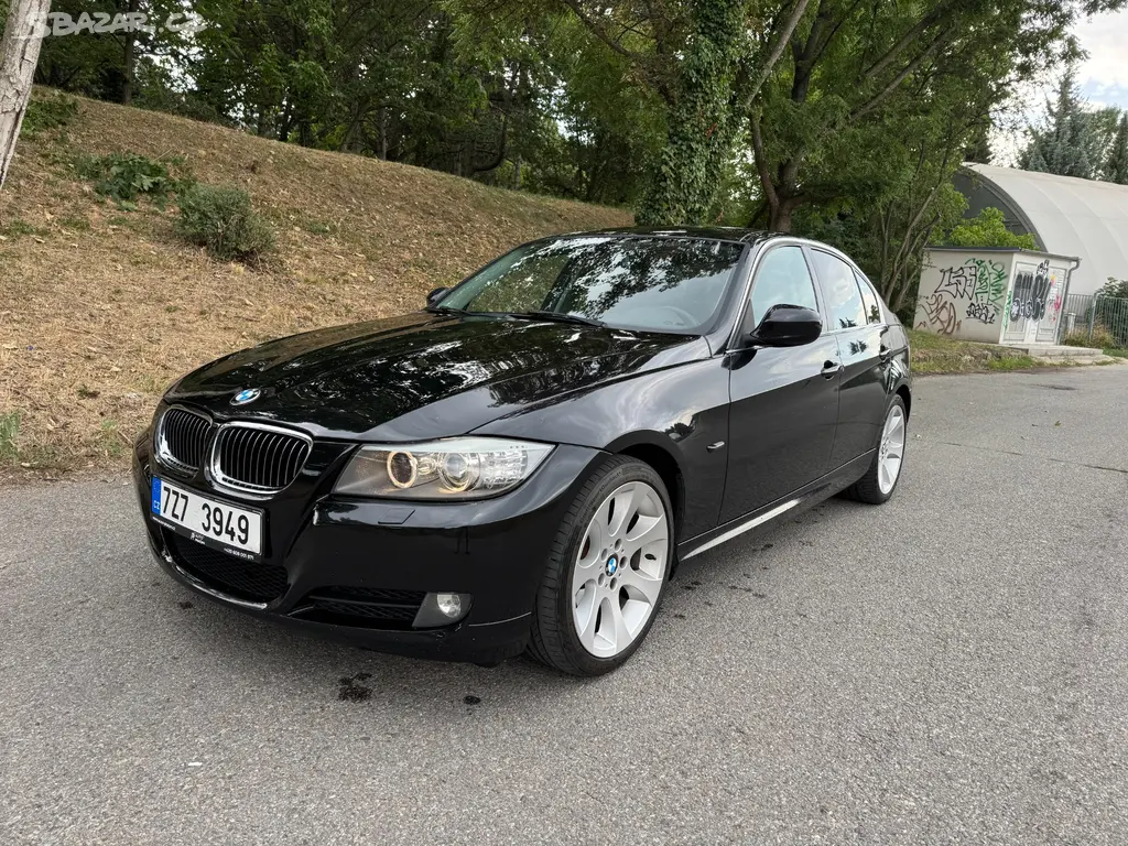 Bmw 325i 160KW, MANUÁL, DIGIKLIMA, ČR, BI-XENON