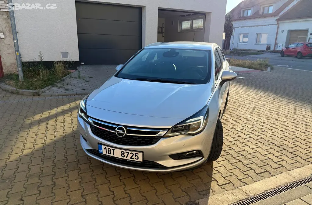 Opel Astra 1.4 hatchback