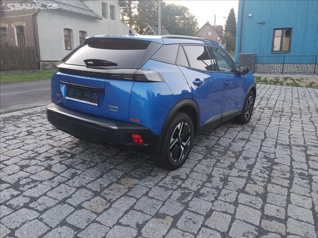 Peugeot 2008, 1,2 ALLURE LIMITED edition - fotka 5