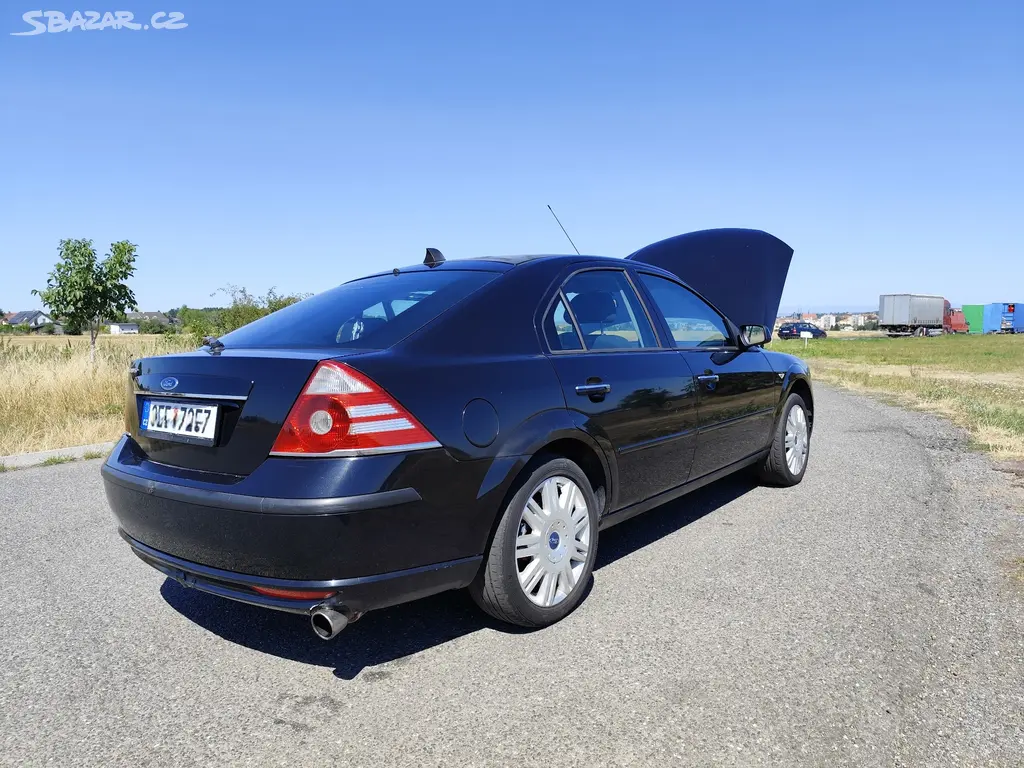 Ford Mondeo 2.5 V6 - fotka 2
