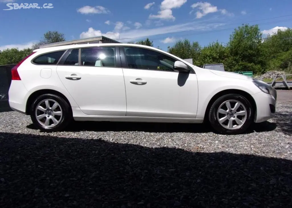 Volvo V60 1.6 D2 84kW@AUTOMAT@PĚKNÝ VŮZ@ nafta - fotka 4
