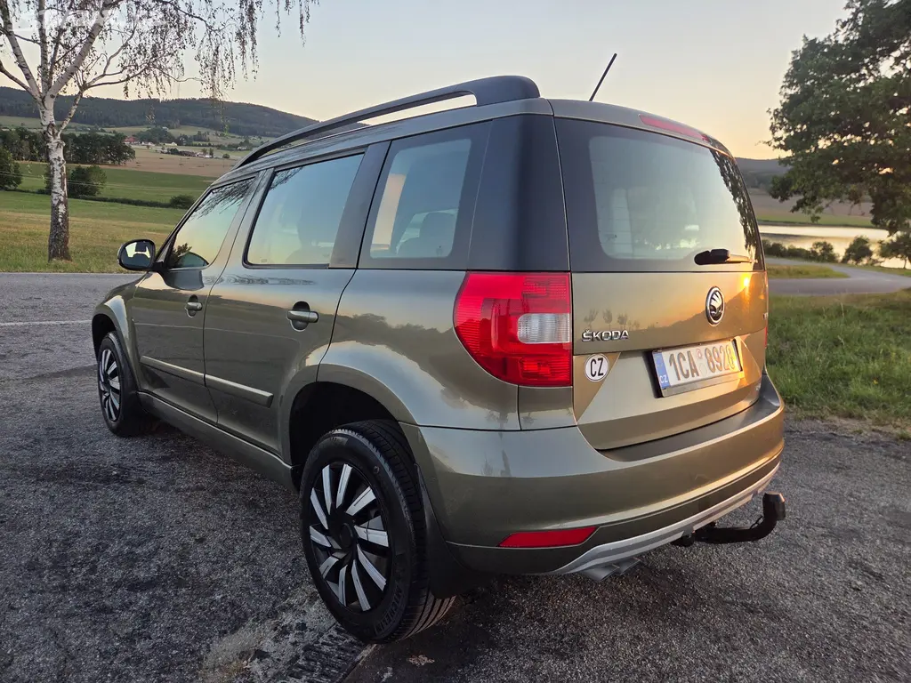 Škoda Yeti - KUP ČR - 2.0TDI(81KW) - 2016 - 4X4 - fotka 3