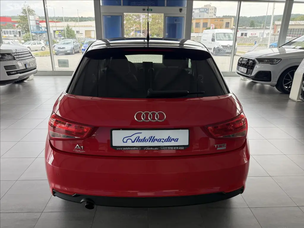Audi A1, 1,0 TFSI SPORTBACK ULTRA - fotka 5