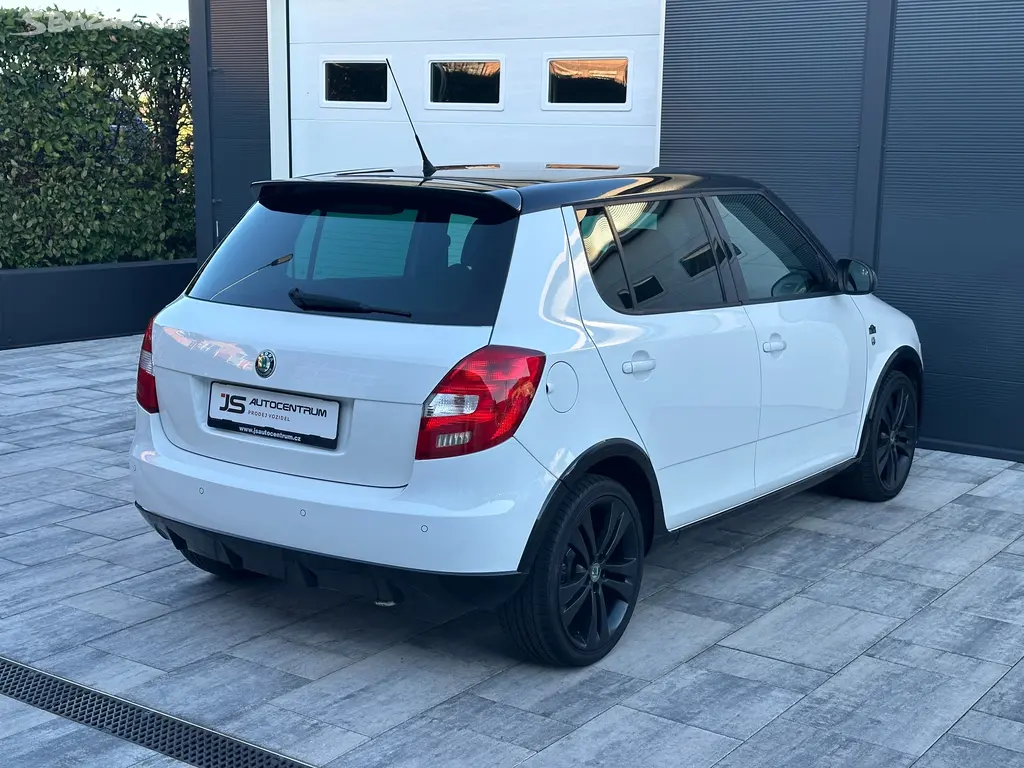 Škoda Fabia 1.2i TSI 105PS Monte Carlo - fotka 4