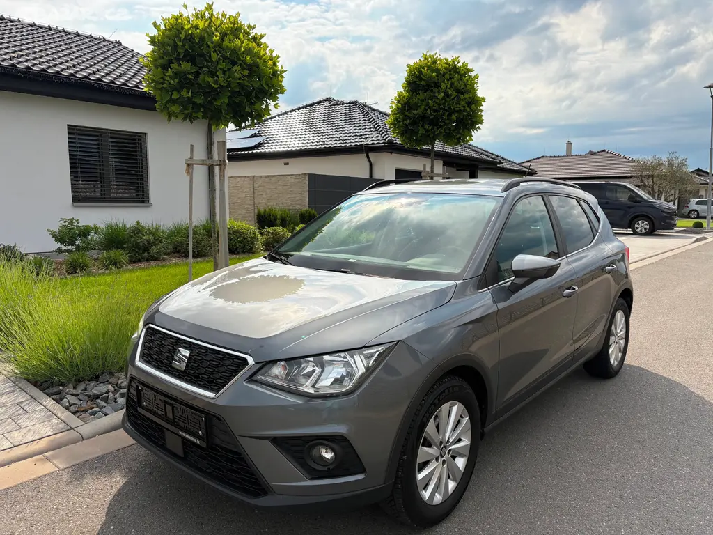 Seat Arona 1.0 TSi 85 kW, navi, dig. klima, smart
