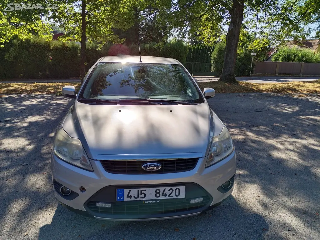 Ford Focus II 1.6 74 kW hatchback r.v. 2008