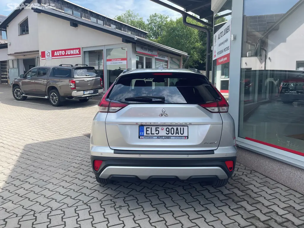 Mitsubishi Eclipse Cross, 2.4 PHEV INSTYLE - fotka 4