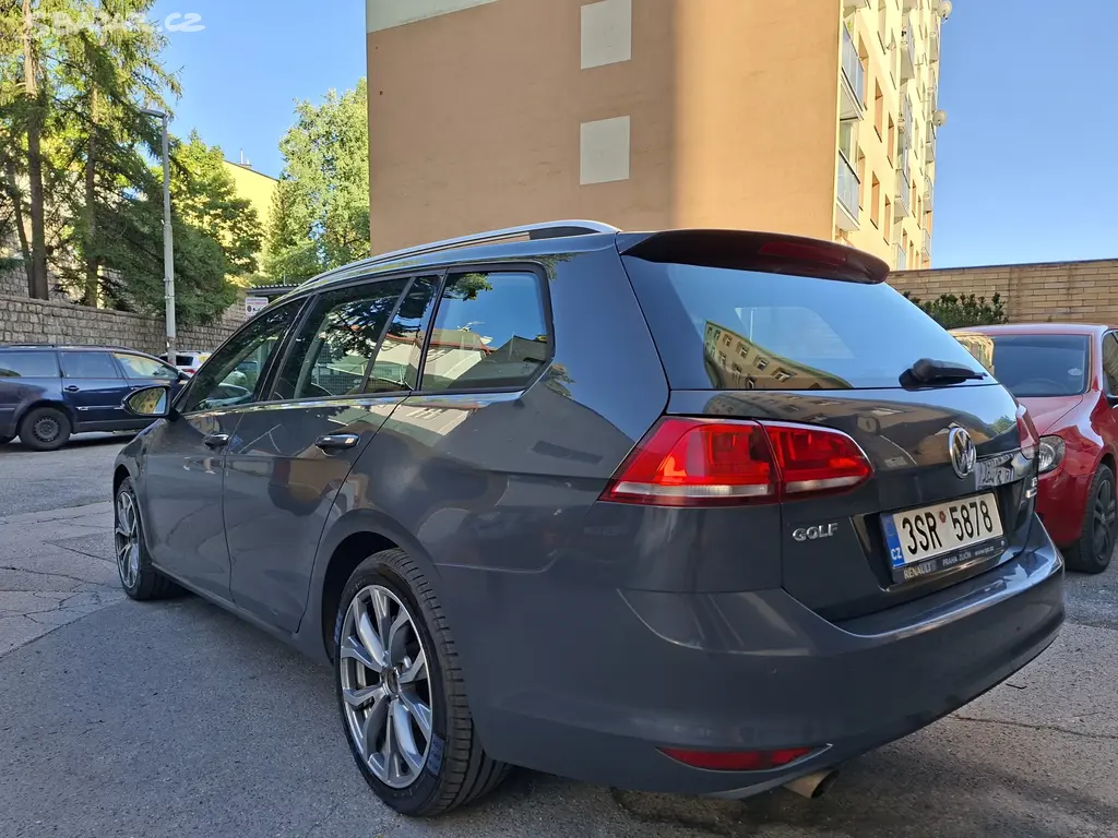 VW GOLF 7 VARIANT 1,2TSI 77KW - fotka 6