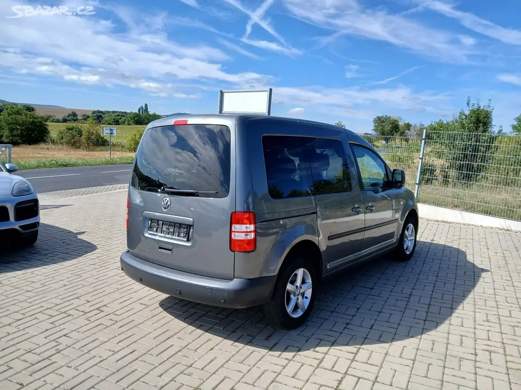 Volkswagen Caddy 1,2 TSI Roncalli - fotka 5