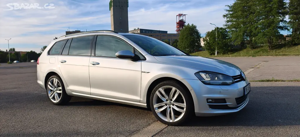 Volkswagen Golf VII Variant