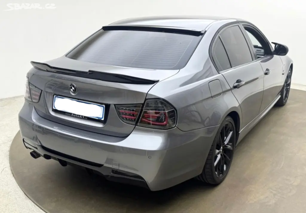 BMW Řada 3 (E90) 320i 105 kW|Velký servis|Polokůže - fotka 4