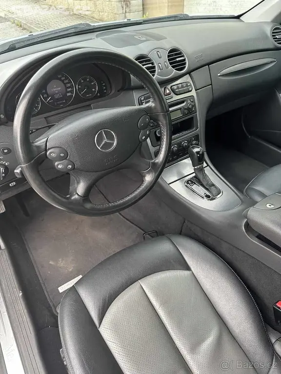 Mercedes-Benz CLK 270cdi - Avantgarde - fotka 5