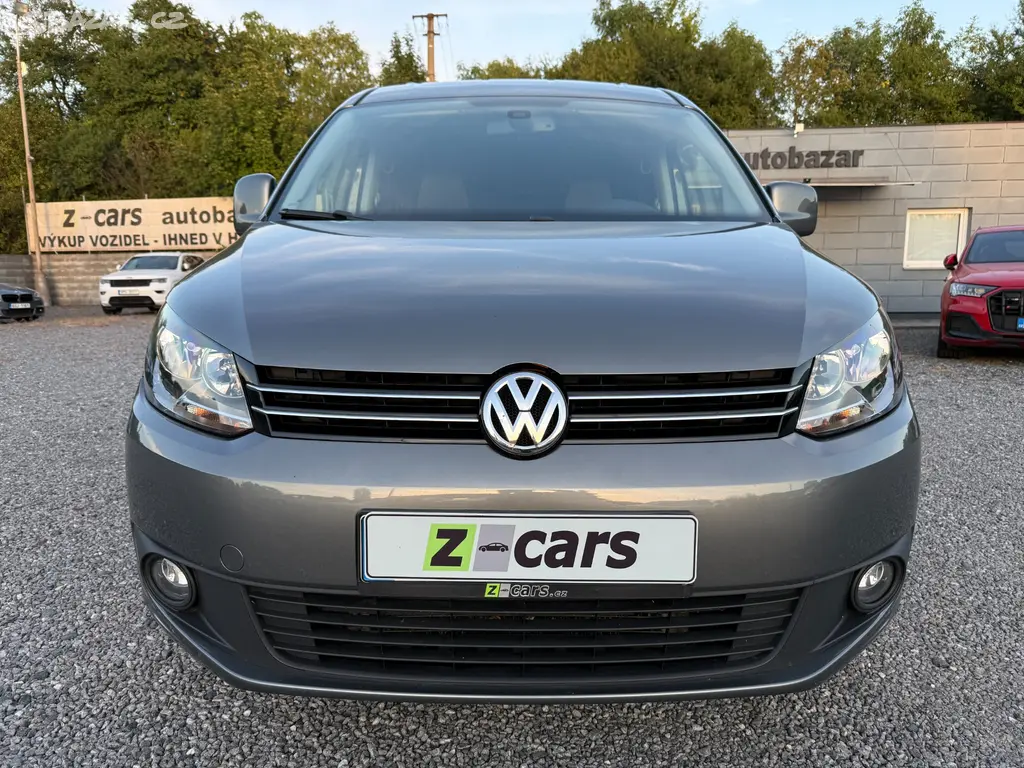 Volkswagen Caddy Maxi 1.6TDi 75kW DSG 2012 - fotka 2