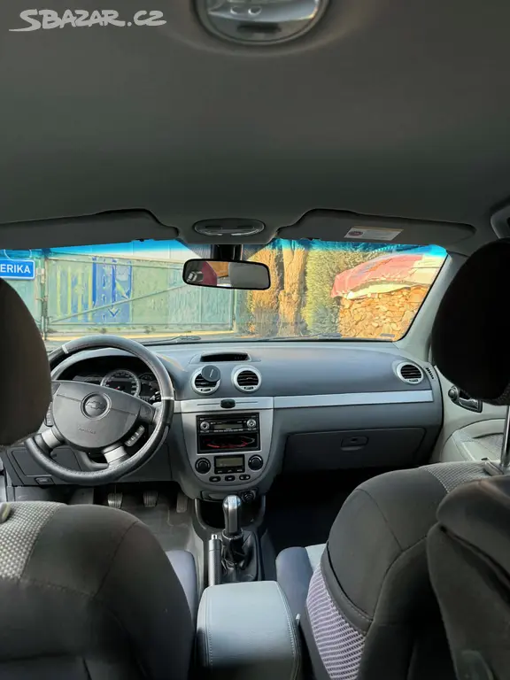 Osobní auto Chevrolet Lacetti - fotka 6
