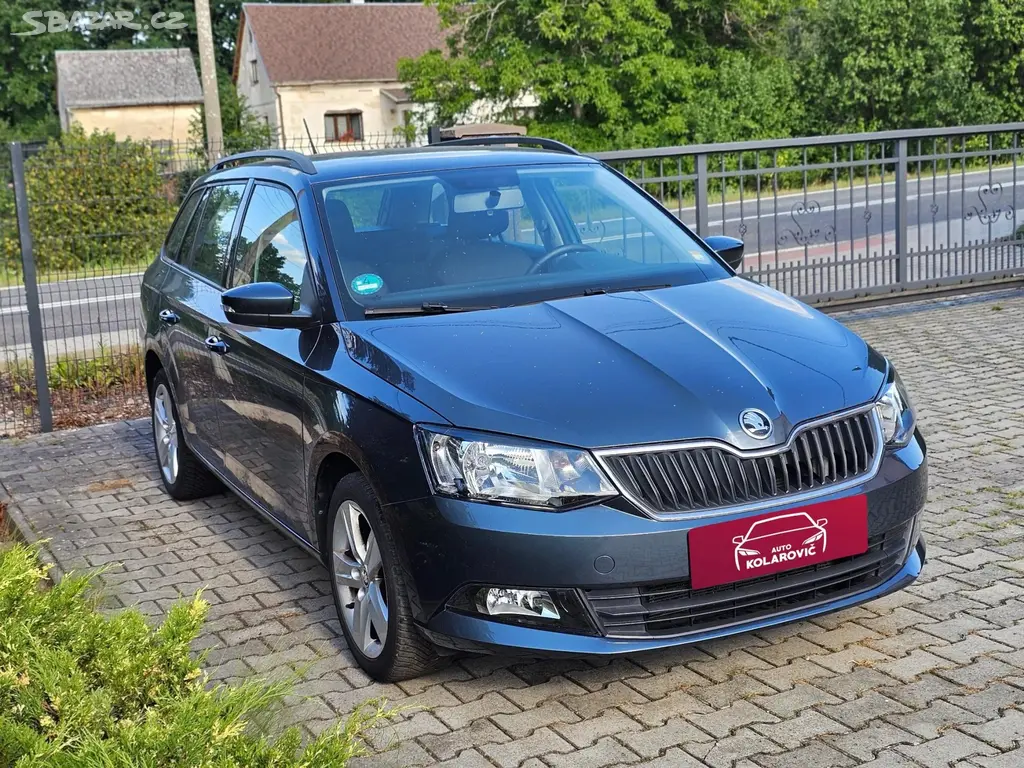 Škoda Fabia III Combi 1.0 TSi 70 kW [telefon skryt] km - fotka 3