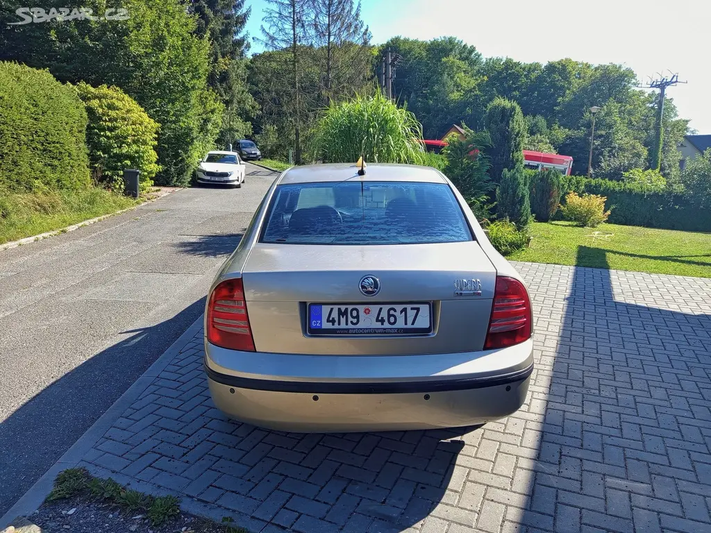 Škoda Superb 1.9 tdi 96kw - fotka 4