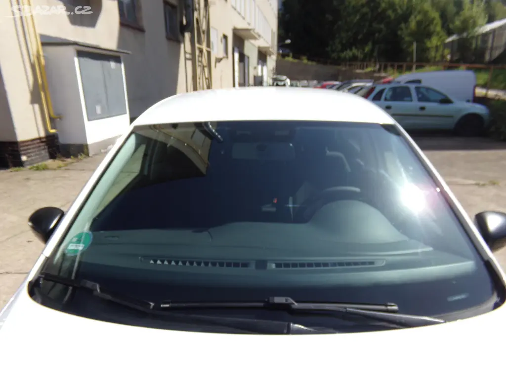 Volkswagen Polo, 1.0 MPi FAMILY - fotka 6