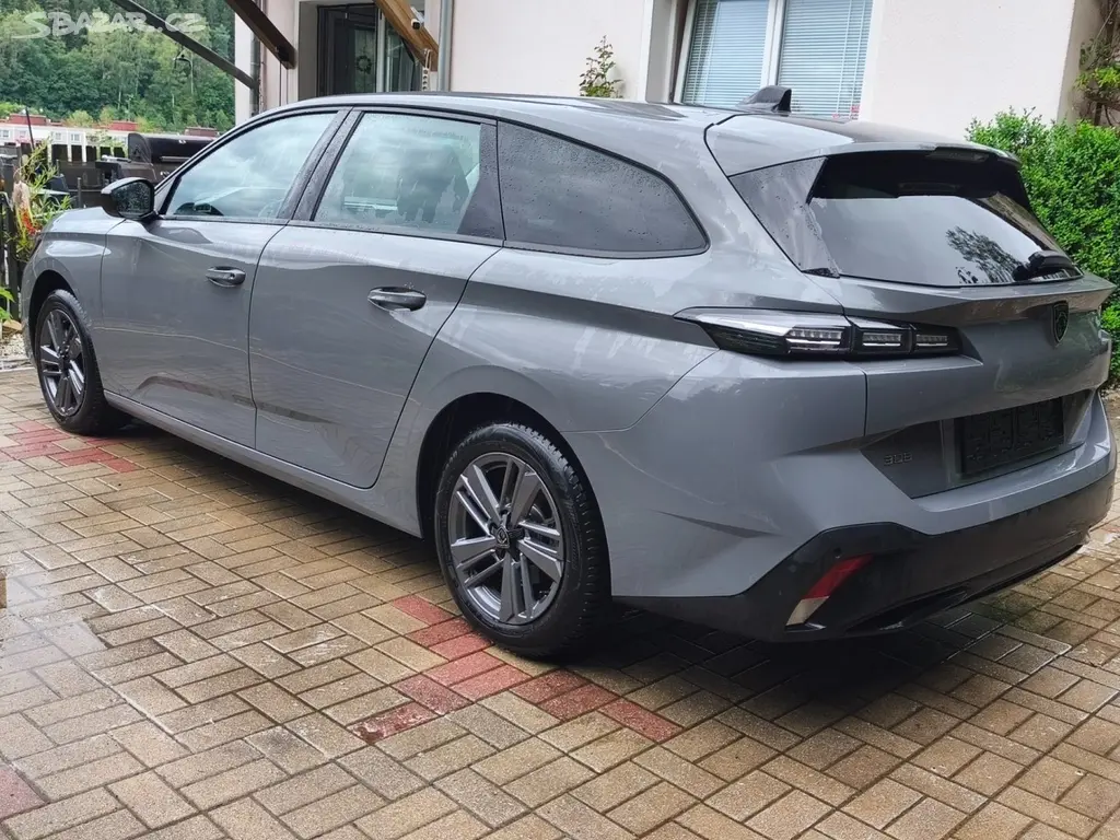 Peugeot 308, 1.5 Active Pack - Nafta, DPH - fotka 4