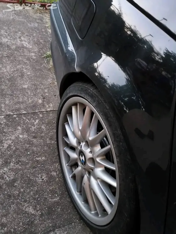 BMW E46 330i Facelift Manuál M-Tech Harman Kardon - fotka 2
