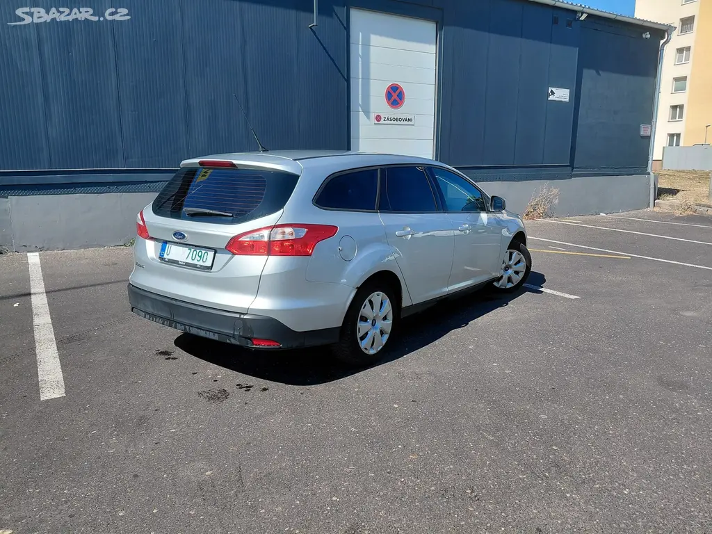 Ford Focus mk3 1.6 s výkonem 92 kW - fotka 5