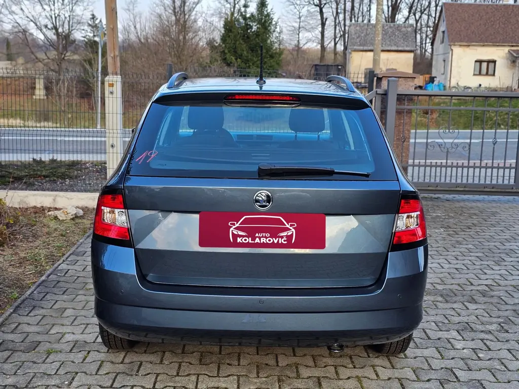 Škoda Fabia III 1.0 MPi Combi Cool Plus 55 kW 2018 - fotka 6