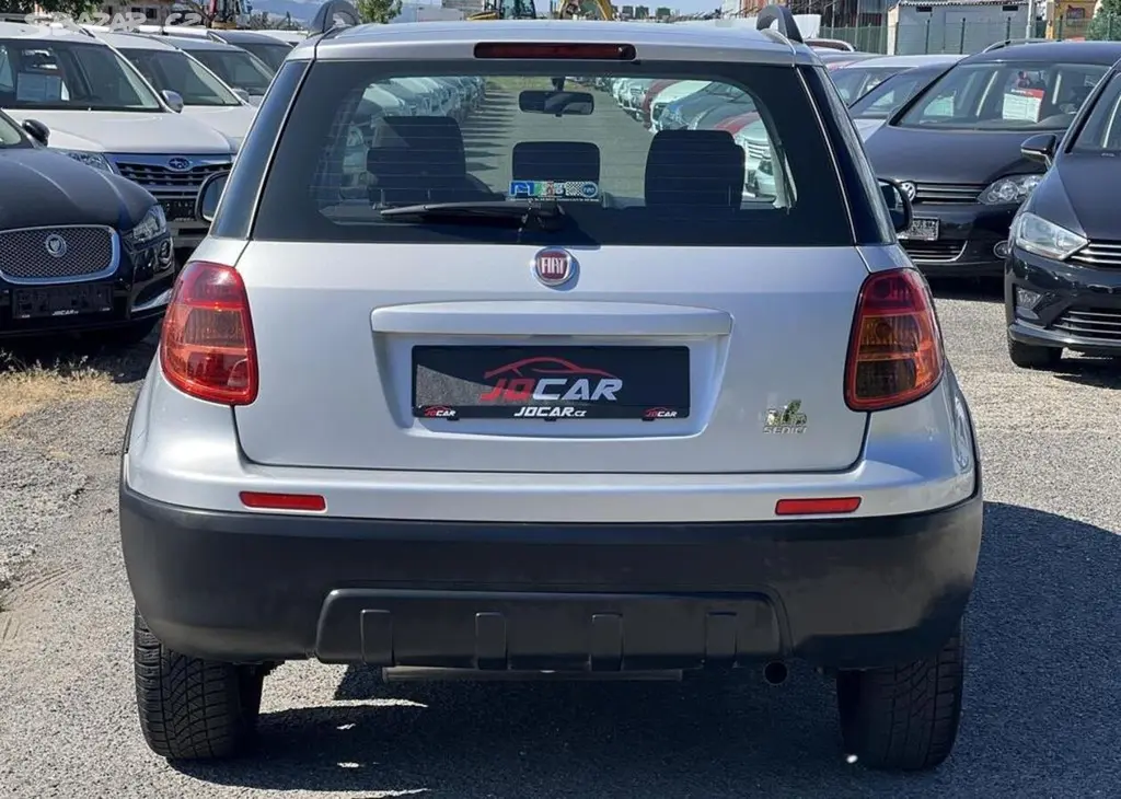 Fiat Sedici 1.6i 16v 4x4 ABS KLIMATIZACE manuální - fotka 6