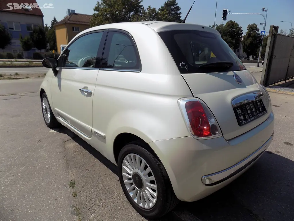 Fiat 500 1.2I 51 KW LOUNGE AUTOKLIMA PANORAMA - fotka 4