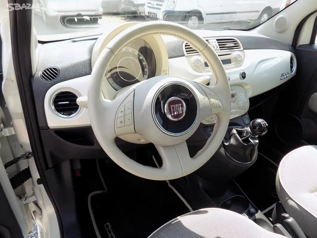 Fiat 500 1.2I 51 KW LOUNGE AUTOKLIMA PANORAMA - fotka 5