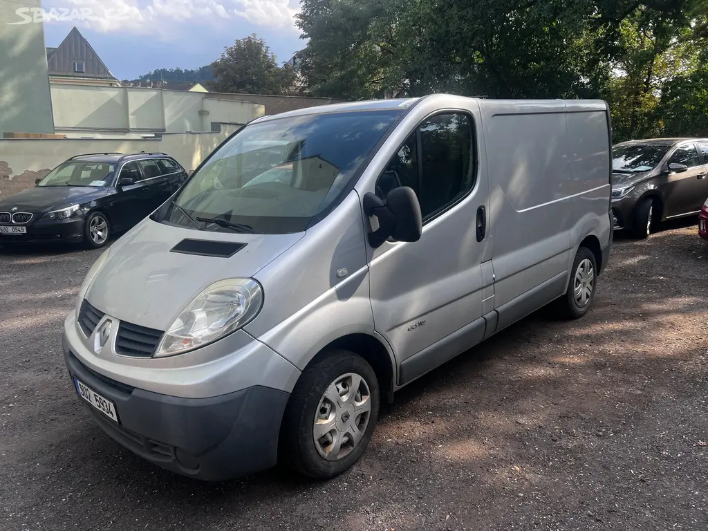 Náhled: Renault Trafic, 2,0 Dci 84 Kw Rok výroby: 10/2011