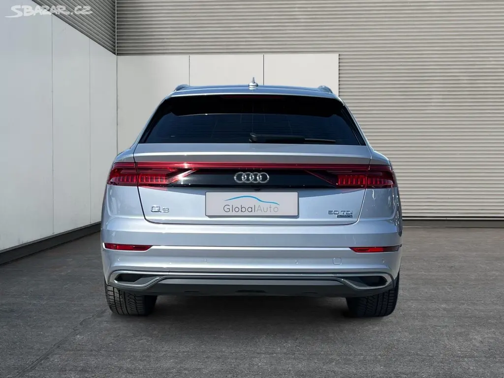 Audi Q8, 3.0TDI 210kW S-LINE TAŽNÝ WEBA - fotka 4
