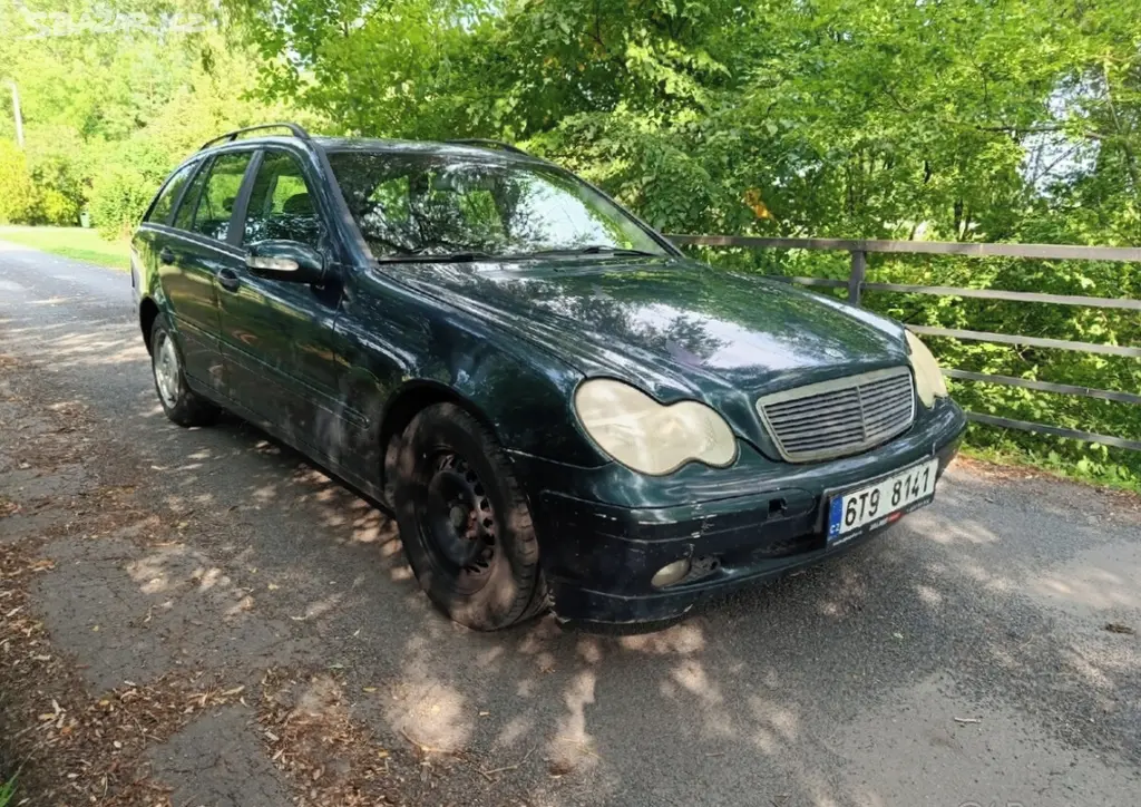 Mercedes-Benz C220 Cdi - fotka 4